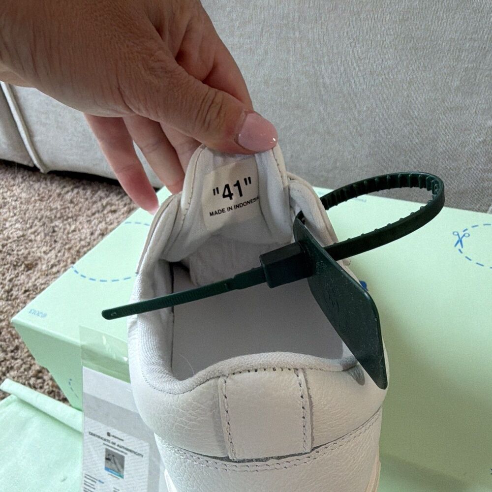 ⁠NIB Off-White Low Vulcanized White Leather Sneakers EU 41 US 8 Entrupy Cert - Picture 6 of 7